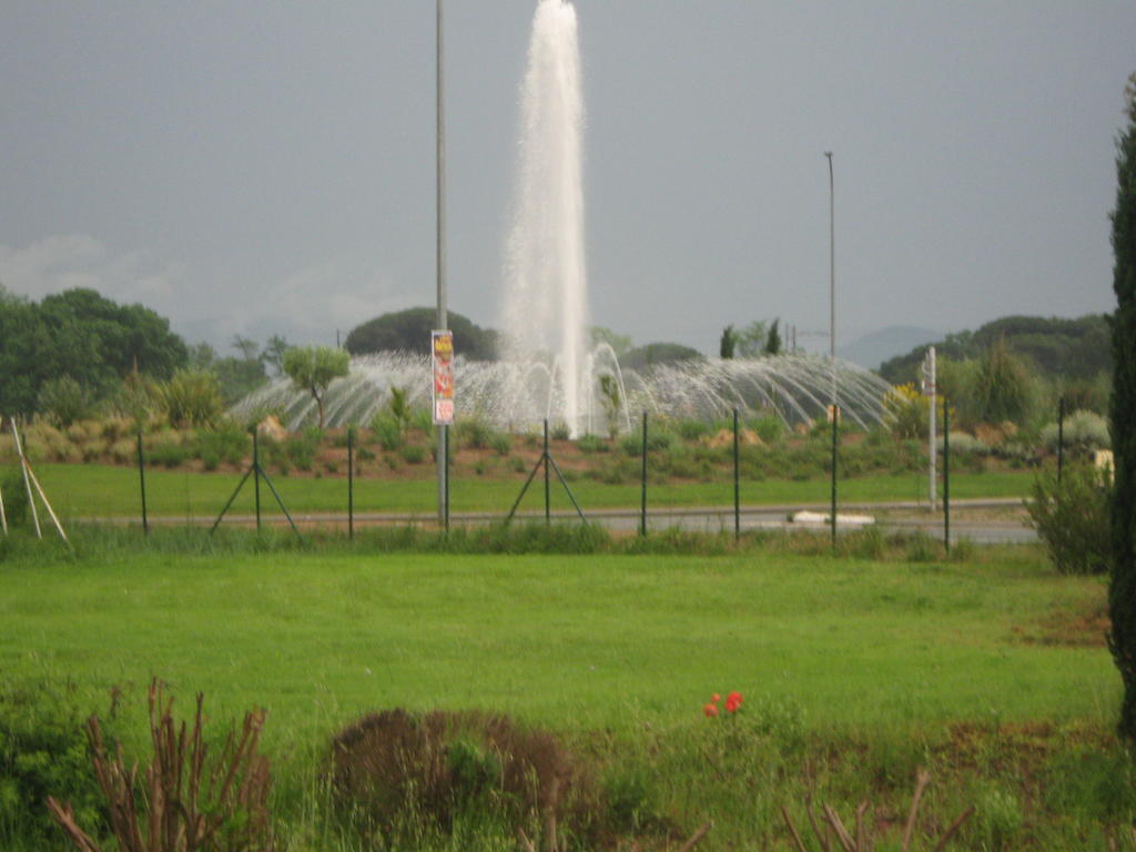 La Fontaine Hotel Vidauban Buitenkant foto