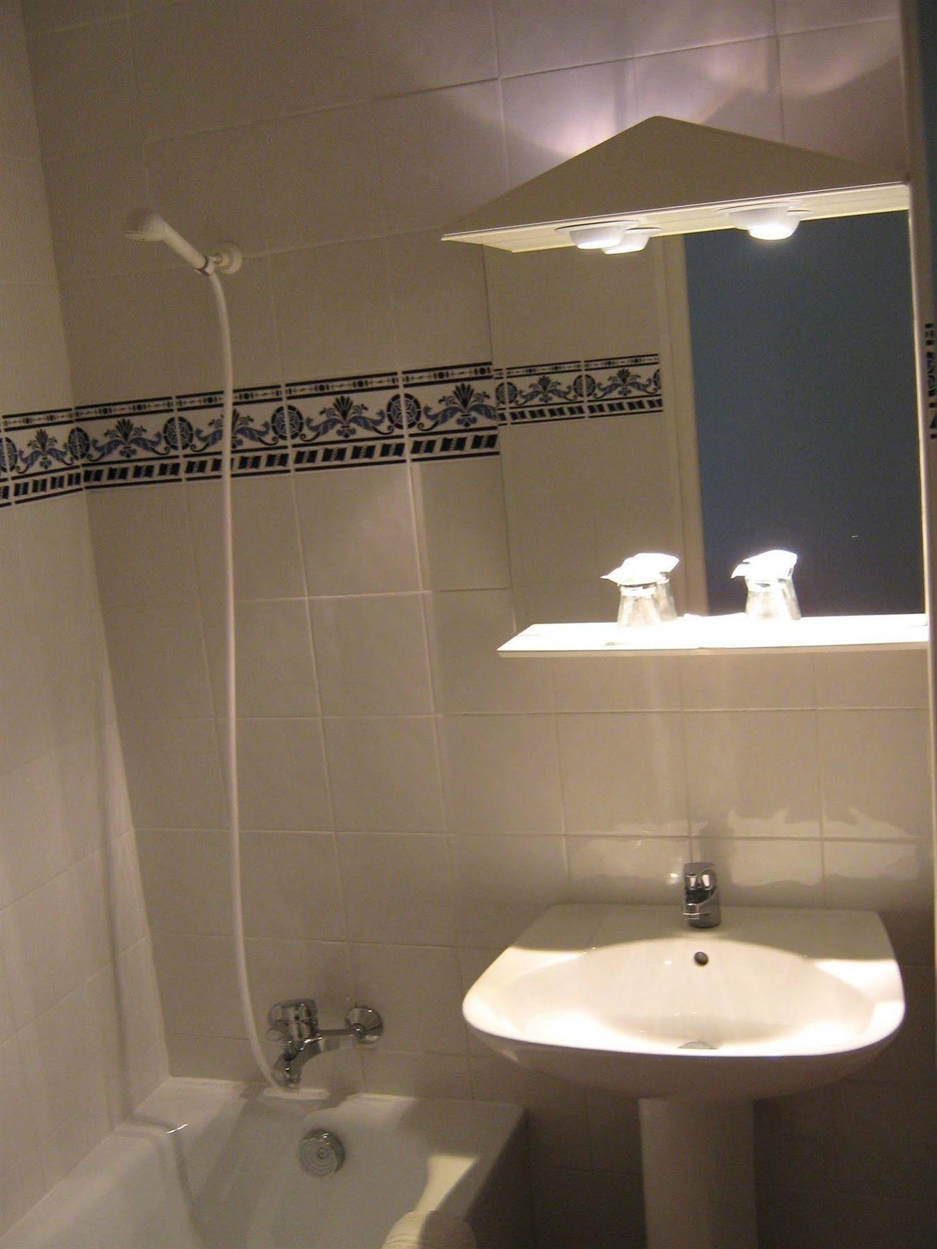 La Fontaine Hotel Vidauban Buitenkant foto