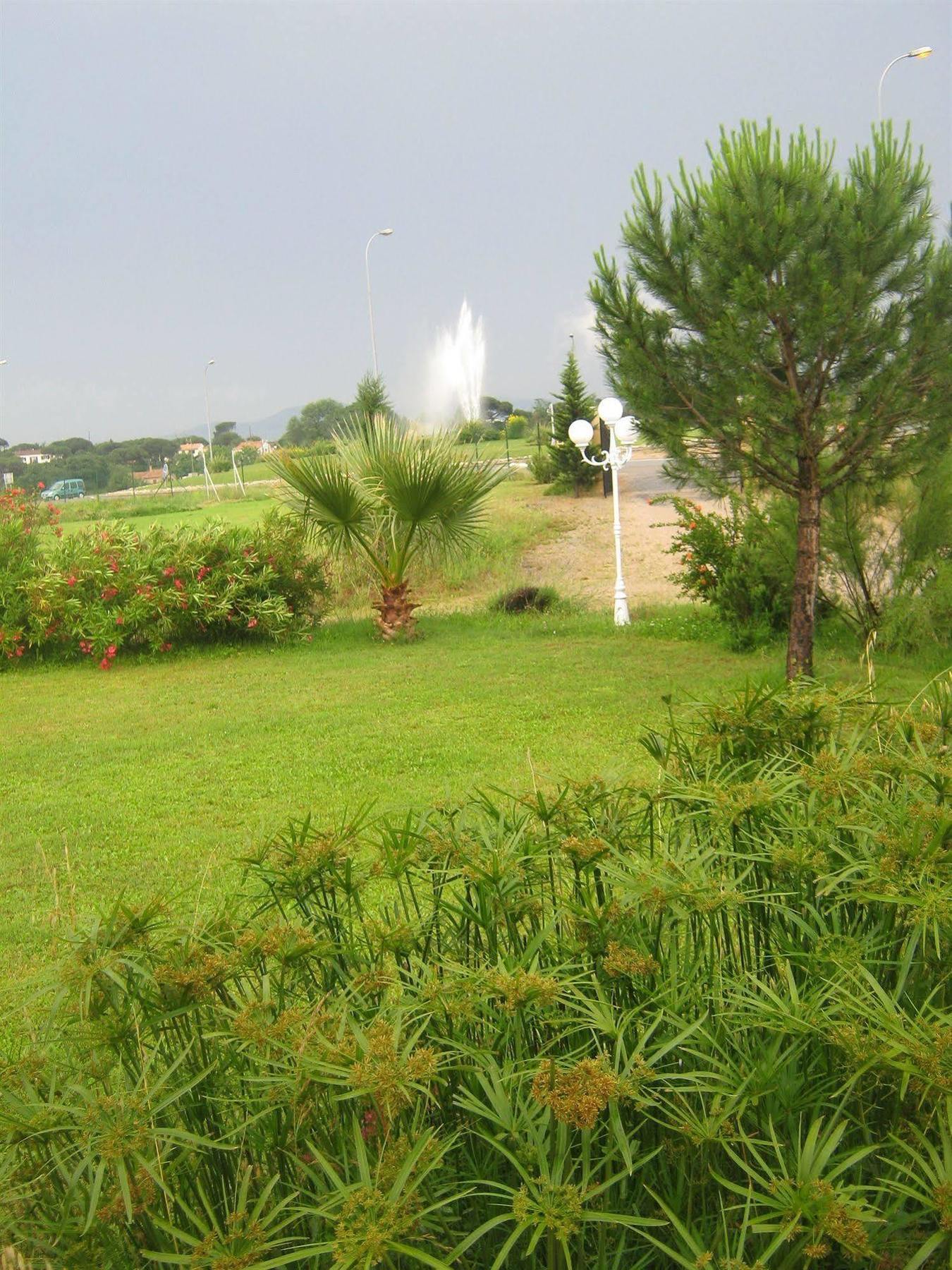 La Fontaine Hotel Vidauban Buitenkant foto